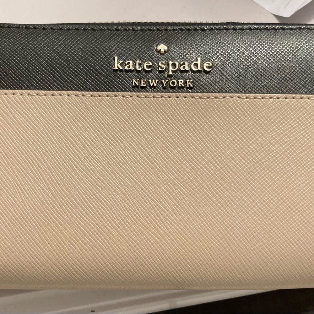 Kate Spade Black and Cream Clutch Wallet